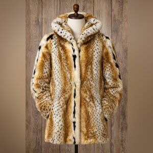 Regal Hooded Faux Fur Coat Size Small | Animal Print Y2K Plush Jacket